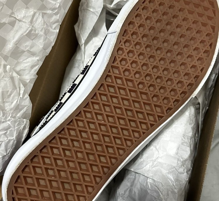Fw22 - Swarovski Vans