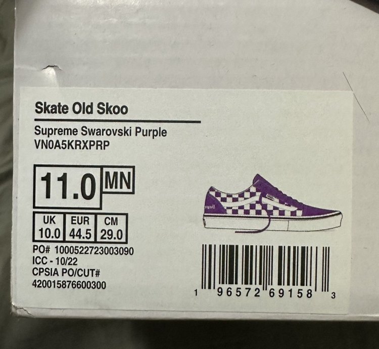 Fw22 - Swarovski Vans