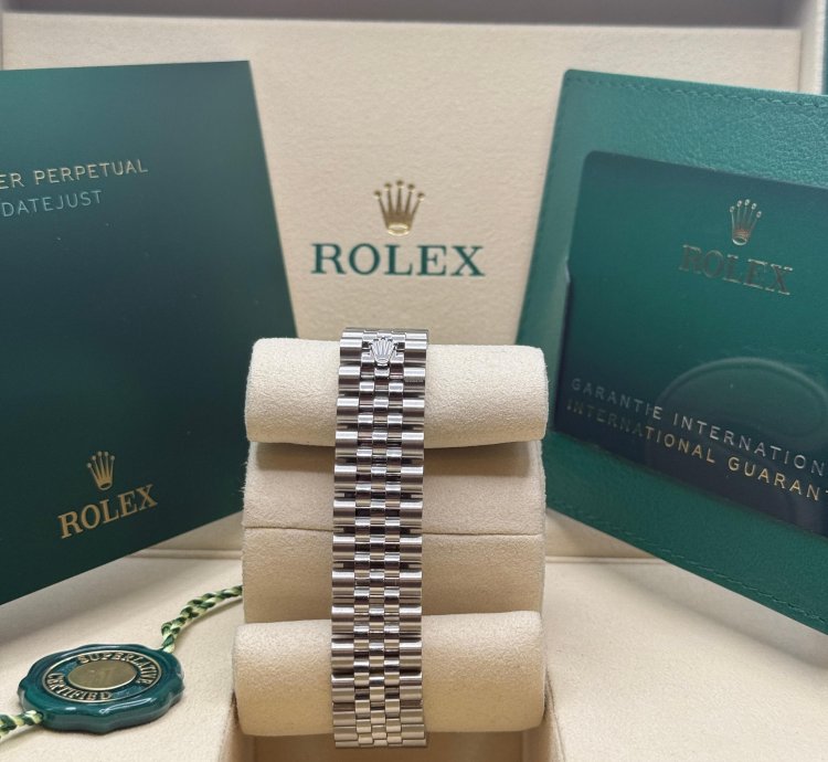 Rolex Datejust 31 New 2025 Pink Diamond Dial Scattered Diamond Bezel Stainless Steel Jubilee