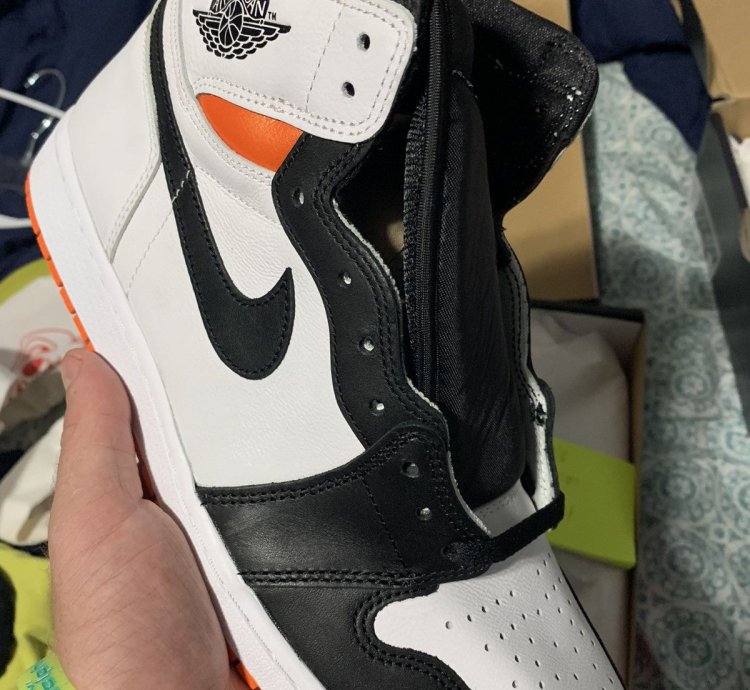 Jordan 1 High Electro Orange