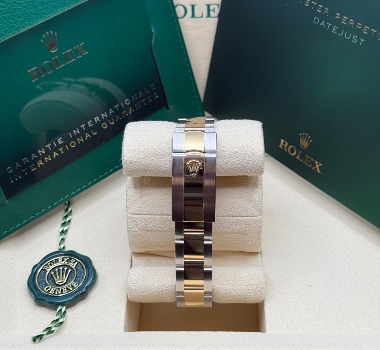 Rolex Datejust 31 New Mother Of Pearl Diamond Dial Fluted Bezel Oyster Bracelet