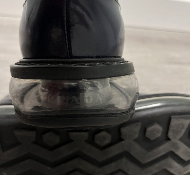 Levitate Brogues 6