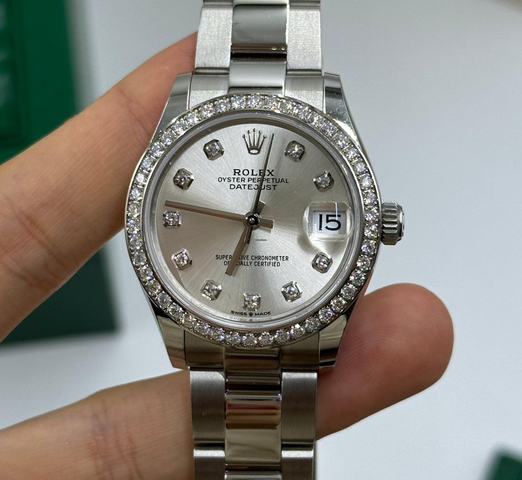 Rolex Datejust 31 Silver Diamonds Oys