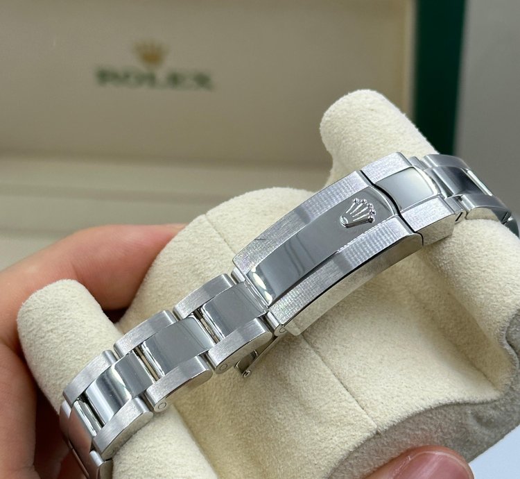 Rolex Datejust 31 Silver Diamonds Oys