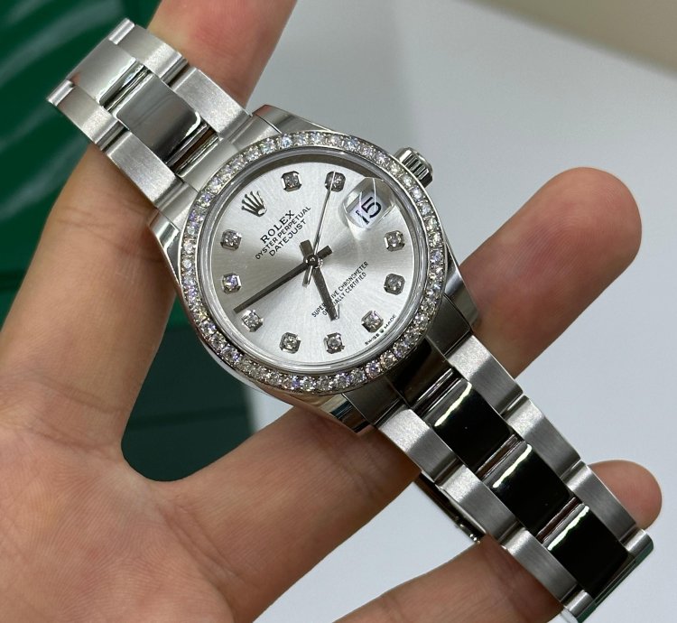 Rolex Datejust 31 Silver Diamonds Oys