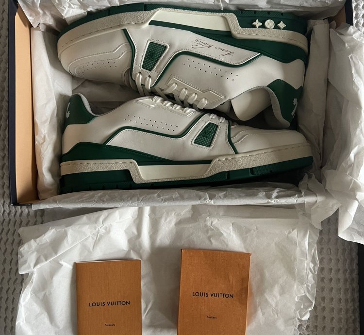 Louis Vuitton - Lv Trainer Sneaker Low White Green Original