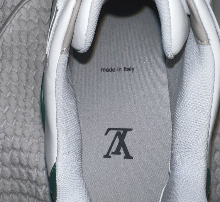 Louis Vuitton - Lv Trainer Sneaker Low White Green Original