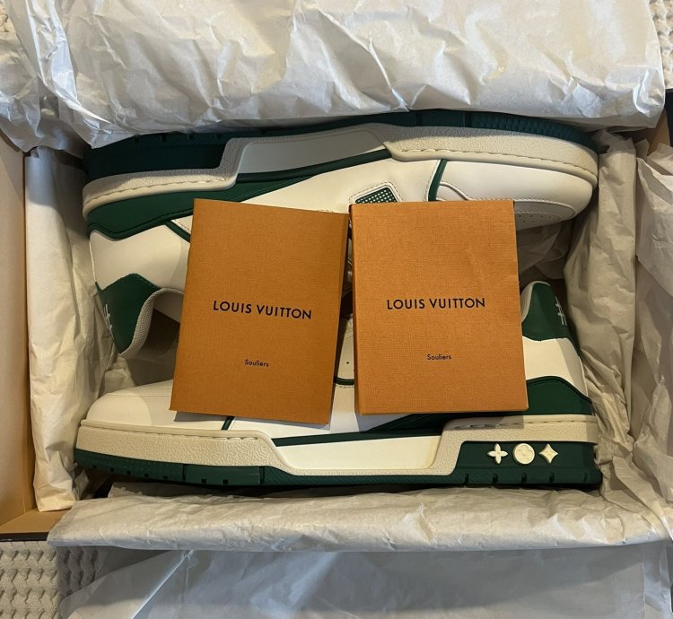 Louis Vuitton - Lv Trainer Sneaker Low White Green Original