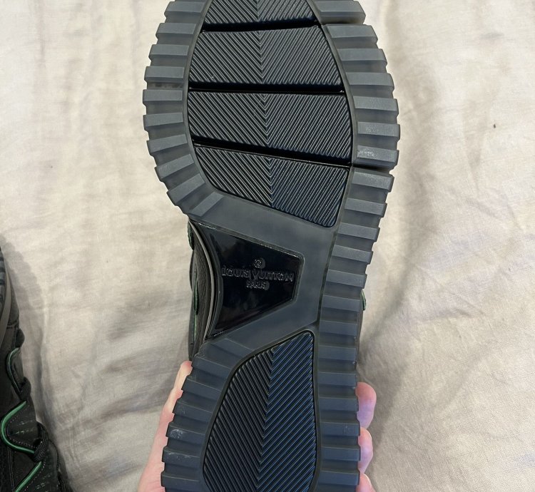 Louis Vuitton - Zig Zag Sneakers Black And Green
