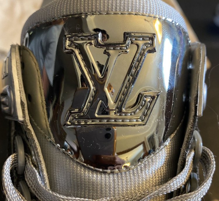 Louis Vuitton 408 Trainer