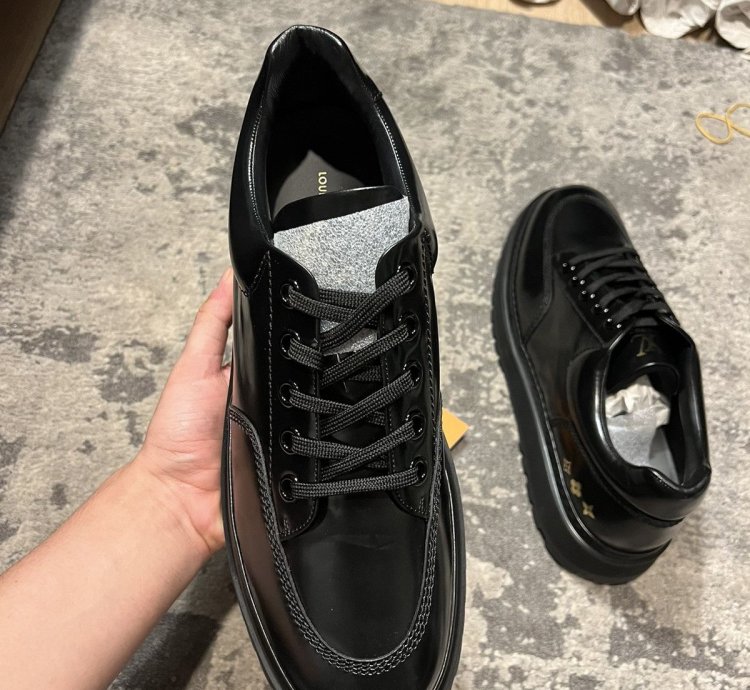 Louis Vuitton Abbesses Derby Sneakers
