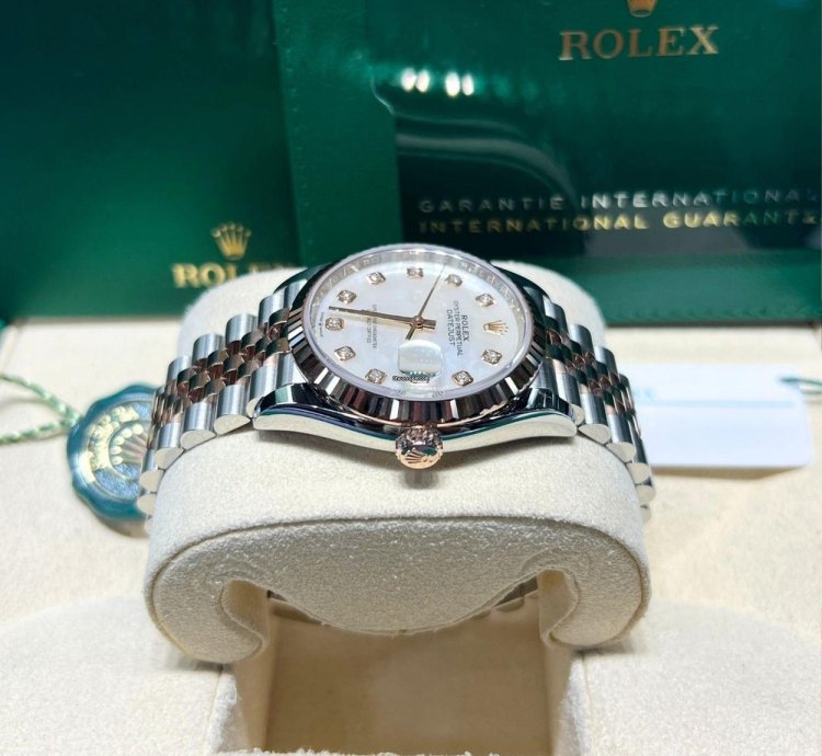 Rolex Datejust 36 126231 Datejust 36mm Steel 18k Rose Gold Mop Diamond Dial Jubilee