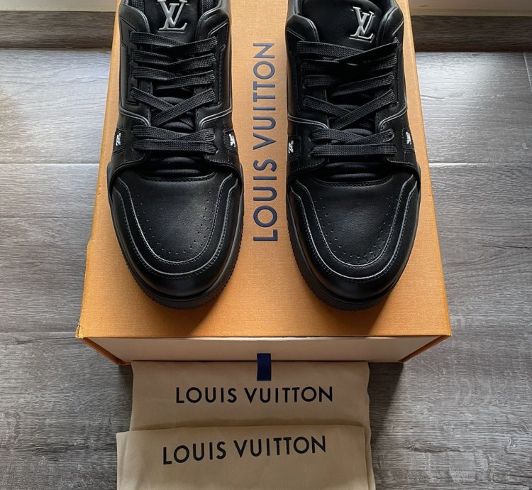 Louis Vuitton Black Leather And Wool Trainer Sneaker