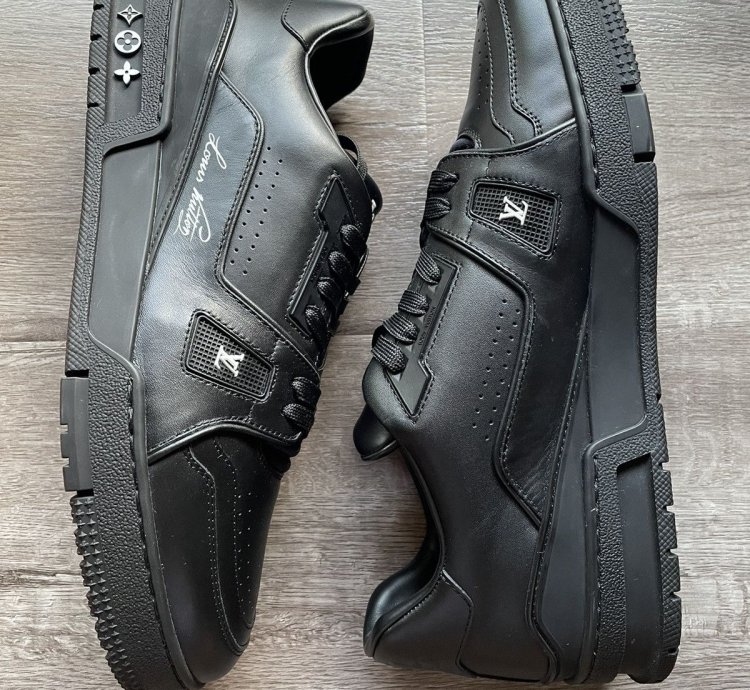 Louis Vuitton Black Leather And Wool Trainer Sneaker