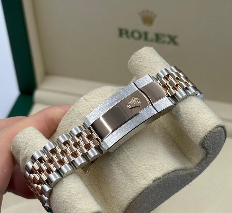 Rolex Datejust 36 126231 Viix Pink Roman Dial Jubilee