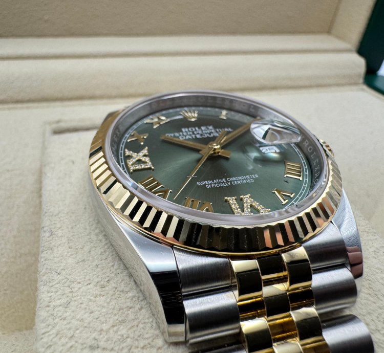 Rolex Datejust 36 126233 Olive Diamond Dial 2025 New