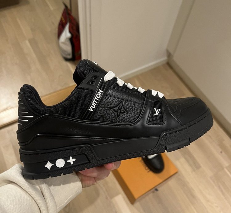 Louis Vuitton Black Trainers