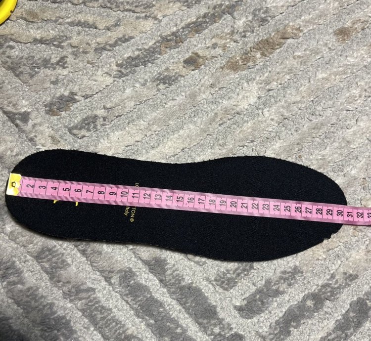 Louis Vuitton Black Yellow Trainer
