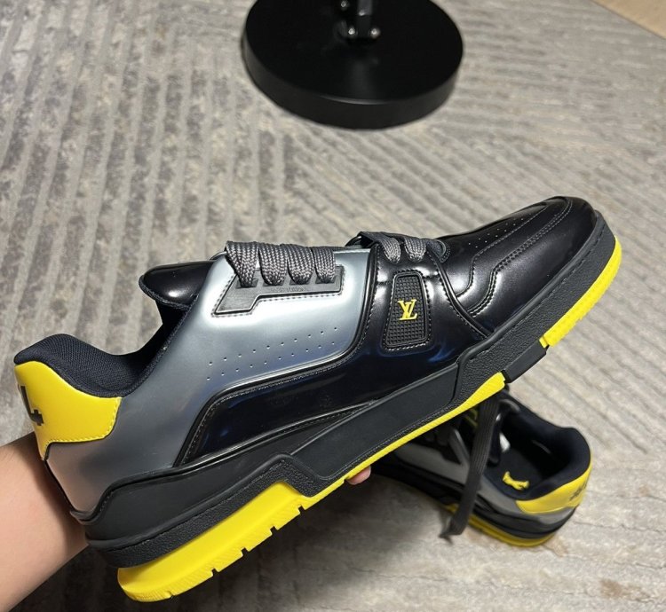 Louis Vuitton Black Yellow Trainer