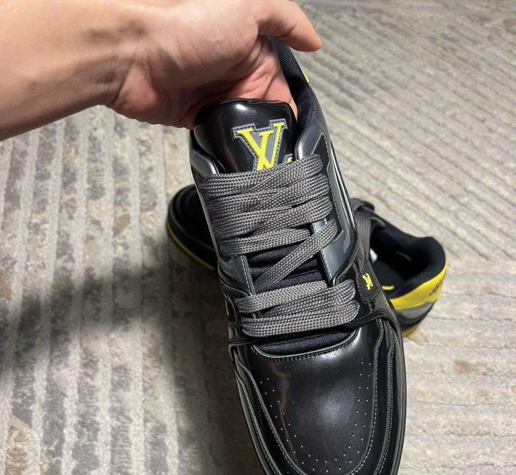 Louis Vuitton Black Yellow Trainer