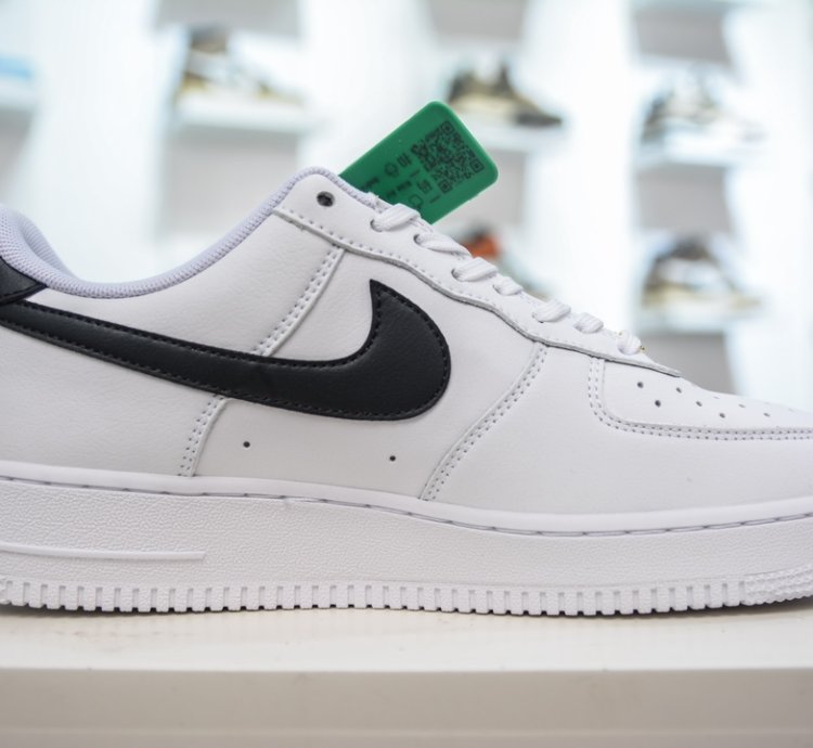 200 Hy Version Of The Nike Air Force 1 Low 07 White And Black Cz0270-10