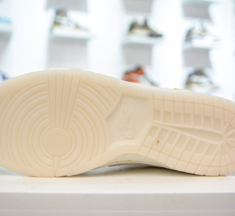280 Nike Sb Dunk Low Beige Light Yellow Pearlescent Starry Sky Xb3802-347 -