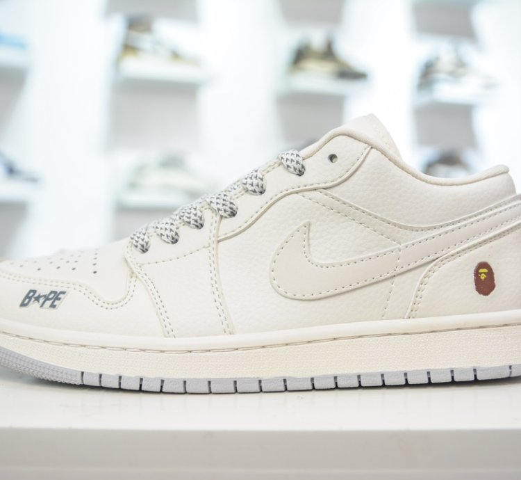 270 Bape X Air Jordan Aj1 Low Low-top Joint Custom Color Wg8850-003
