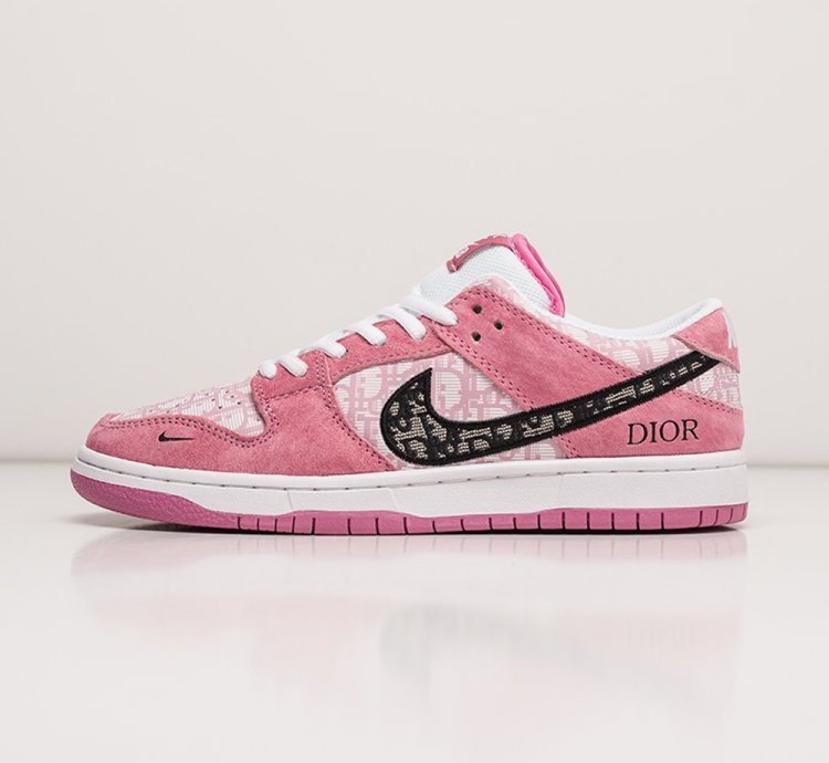 Dior Pink X Nike Sb Dunk Low Pro