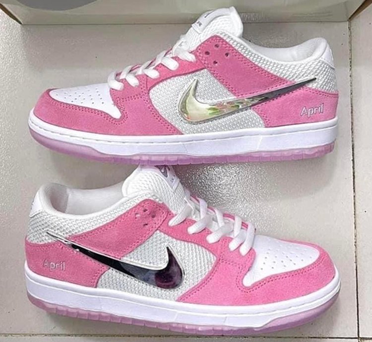 Nike Sb Dunk X April Skateboards Pink