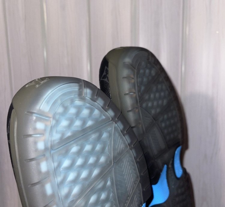 Louis Vuitton Lucien Clark Black Blue Skate Sneakers