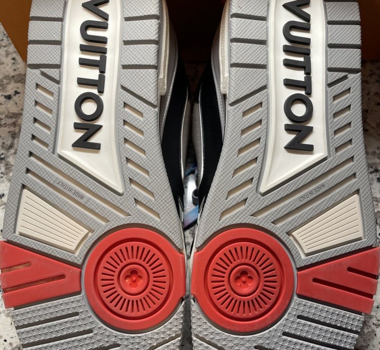 Louis Vuitton Luv Trainer