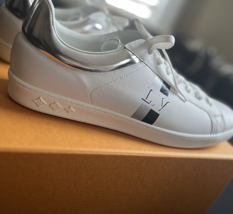 Louis Vuitton Luxembourg Low Top Sneakers
