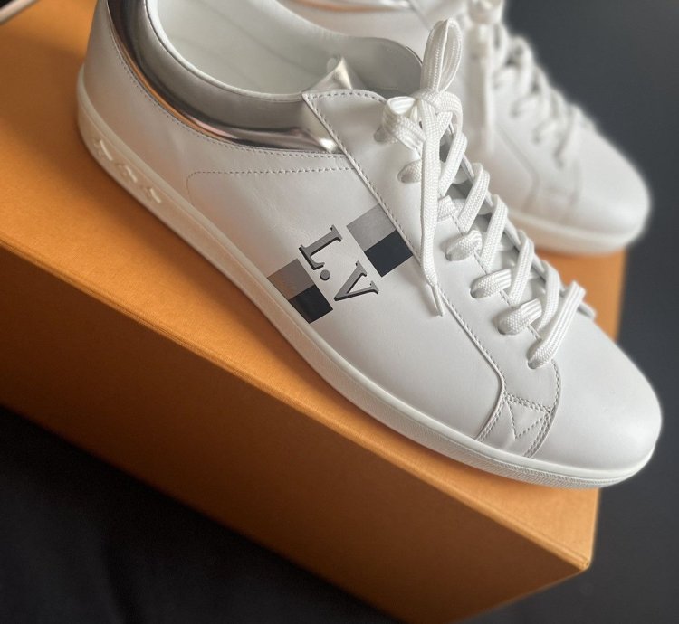 Louis Vuitton Luxembourg Low Top Sneakers