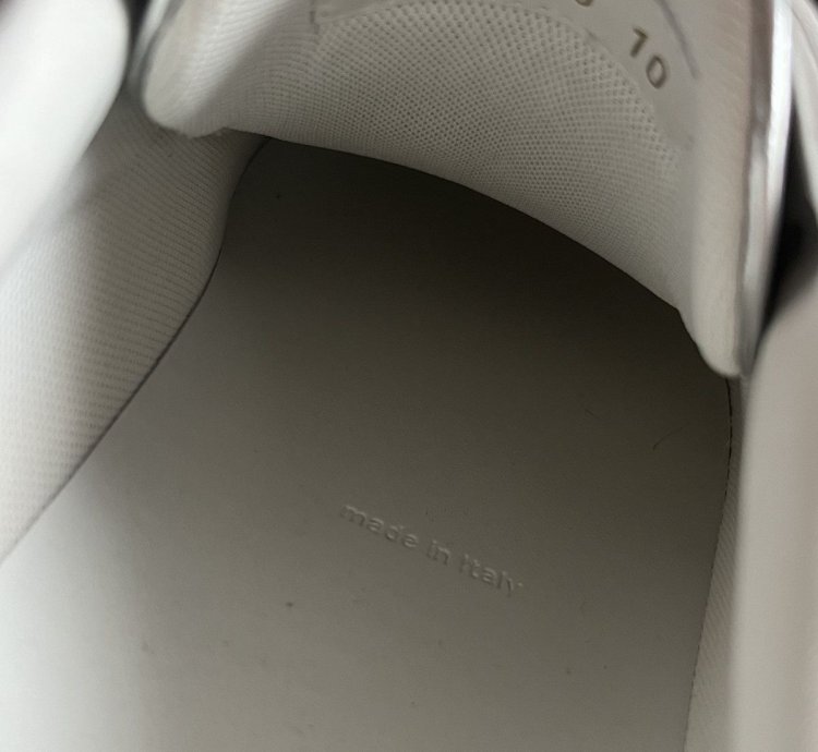 Louis Vuitton Luxembourg Low Top Sneakers
