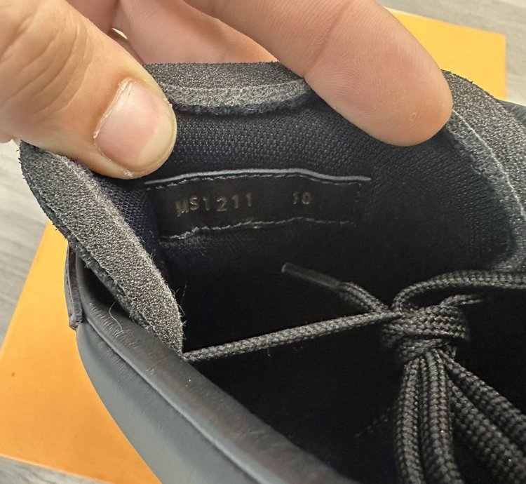 Louis Vuitton Luxembourg Low-top Sneaker Black Orange