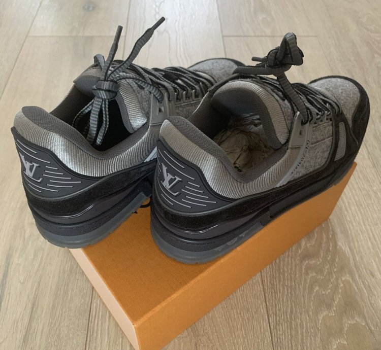 Louis Vuitton Lv 408 Trainer Grey Flannel Black