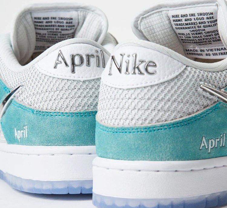 Nike Sb Dunk X April Skateboards Low Pro - Racer Blue Metallic Shoes