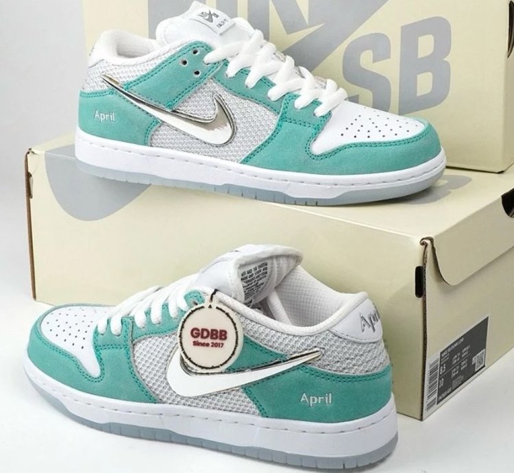 Nike Sb Dunk X April Skateboards Low Pro - Racer Blue Metallic Shoes