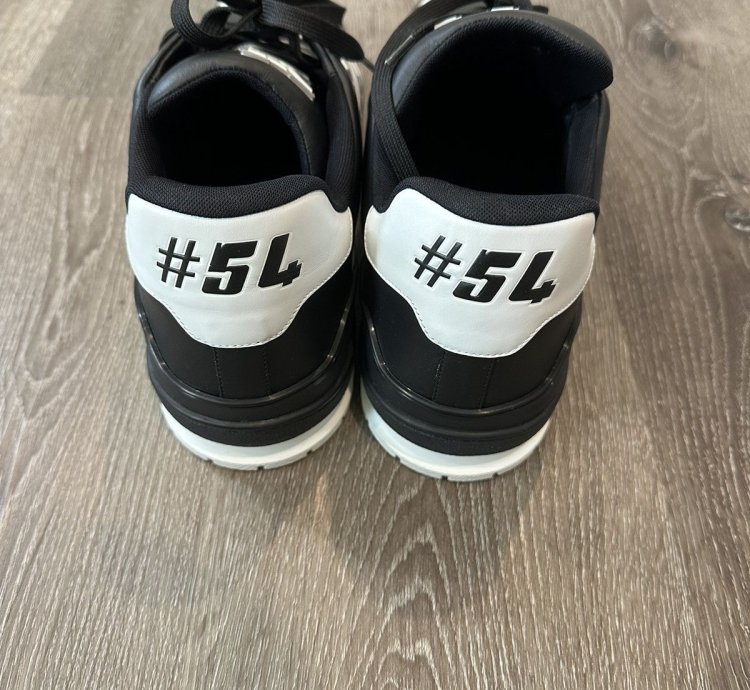 Louis Vuitton Lv Black White Trainer