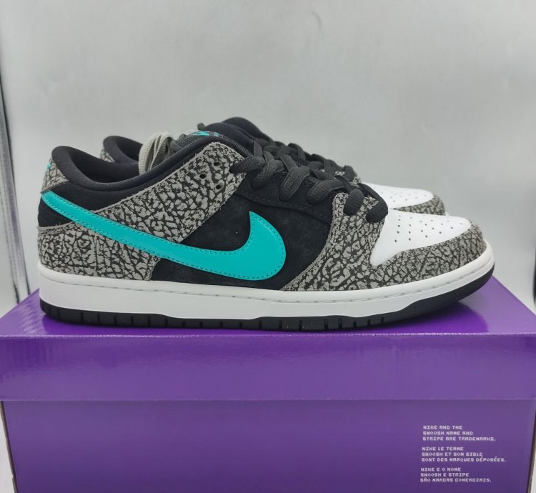 Nike Sb Dunk X Atmos Elephant