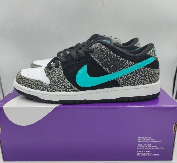 Nike Sb Dunk X Atmos Elephant