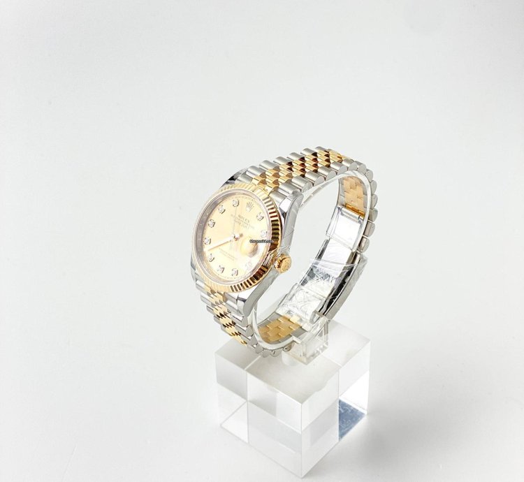 Rolex Datejust 36 Champagne Dial With Diamonds