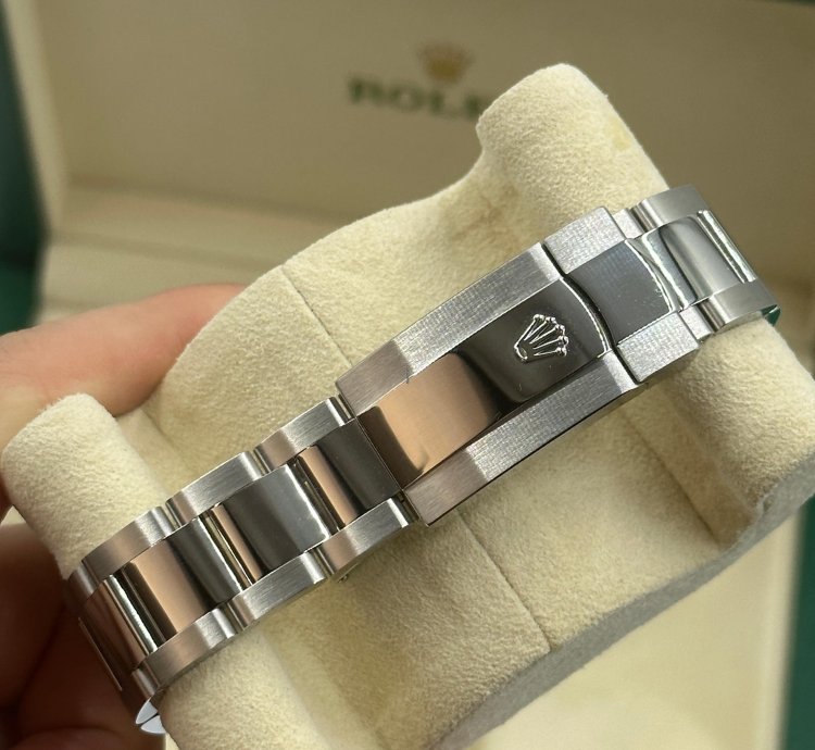 Rolex Datejust 36 Diamonds Black Oys