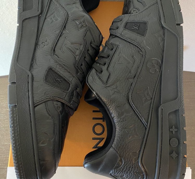 Louis Vuitton Lv Trainer Black Embossed Lv 11 Us 12