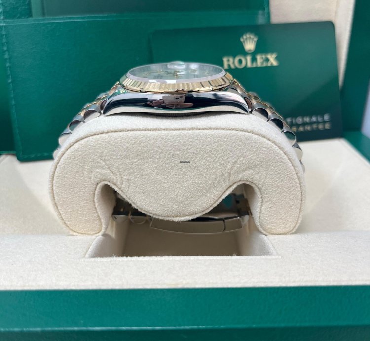 Rolex Datejust 36 Mother Of Pearl Dial Jubilee Two-tone Yellow Gold Datejust 36 Reference 126233