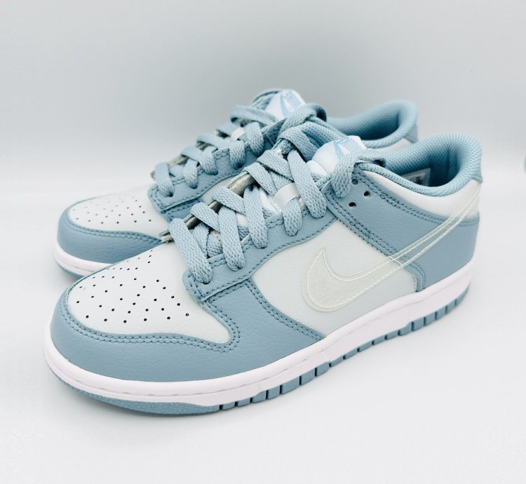 Nike Sb Dunk Low Aura Clear