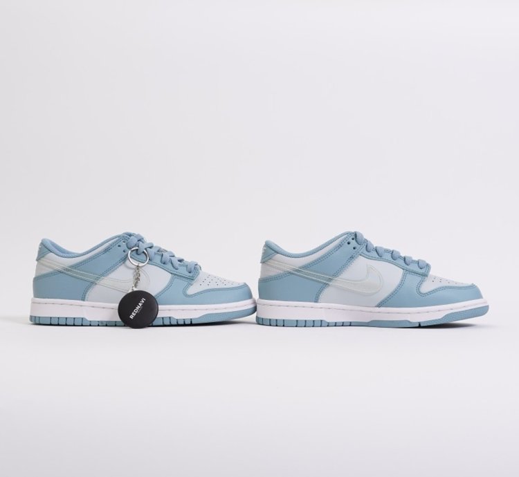 Nike Sb Dunk Low Aura Clear