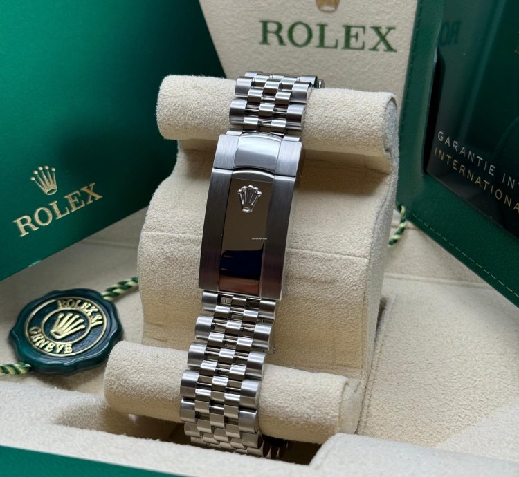 Rolex Datejust 36 New 2023 Blue Celebration Motif Diamond Dial Diamond Bezel Stainless Jubilee