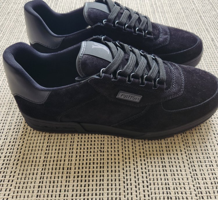 Louis Vuitton Lv Trainer Staff Sneakers