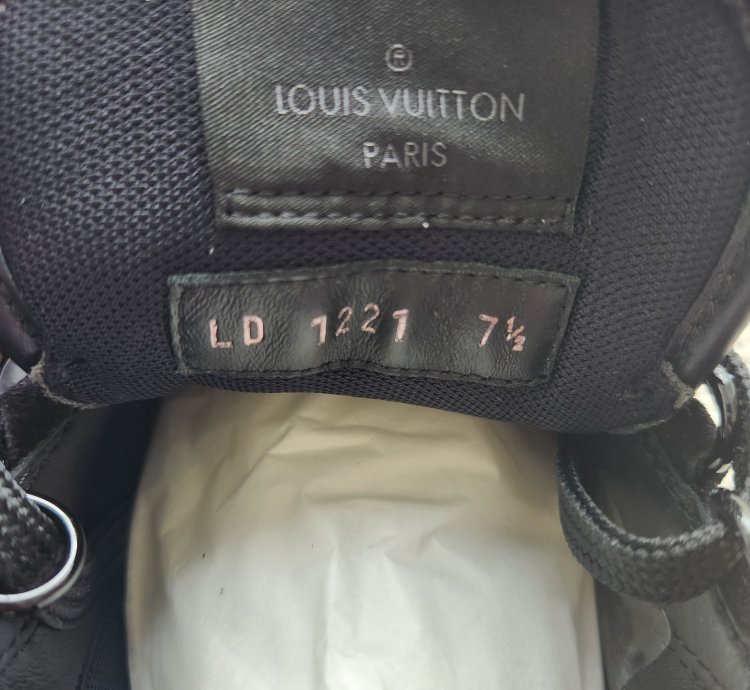 Louis Vuitton Lv Trainer Staff Sneakers